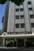 Hotel Köln -
                                                          Das Hotel
                                                          Königshof -
                                                          Das Gebäude
                                                          vom Hotel
                                                          Königshof in
                                                          Köln - Hotel
                                                          in Köln.