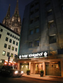 Hotel Cologne center - Hotel Royal Court Cologne - Cologne Centre Hotel - Hotle and the Cologne Cathedral.